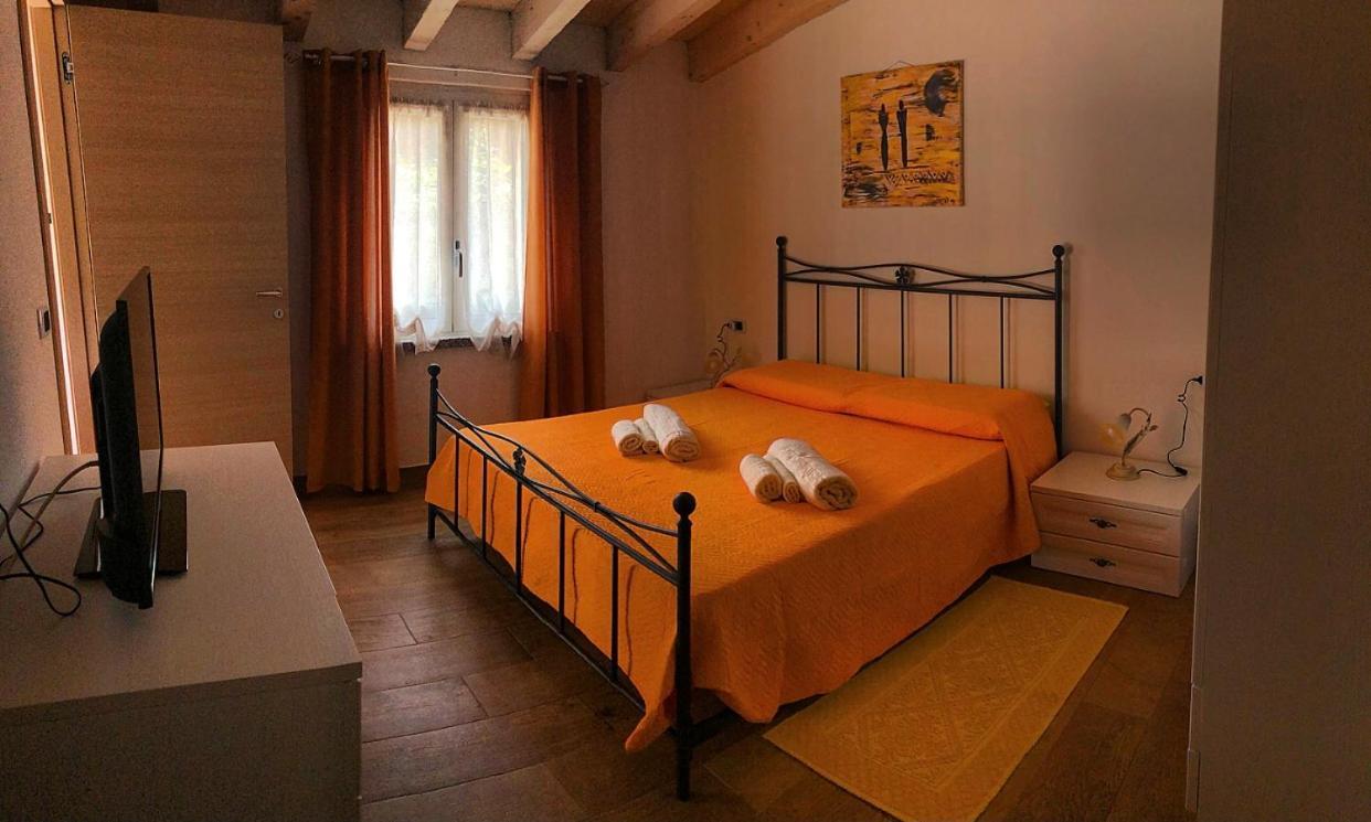Casa Vacanza Centro Sardegna Sorgono Exteriör bild