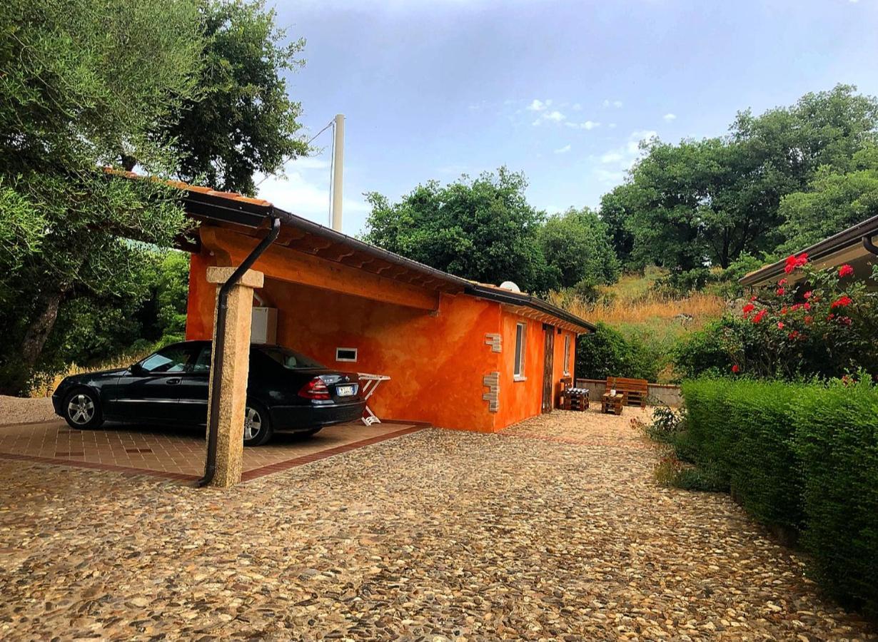 Casa Vacanza Centro Sardegna Sorgono Exteriör bild