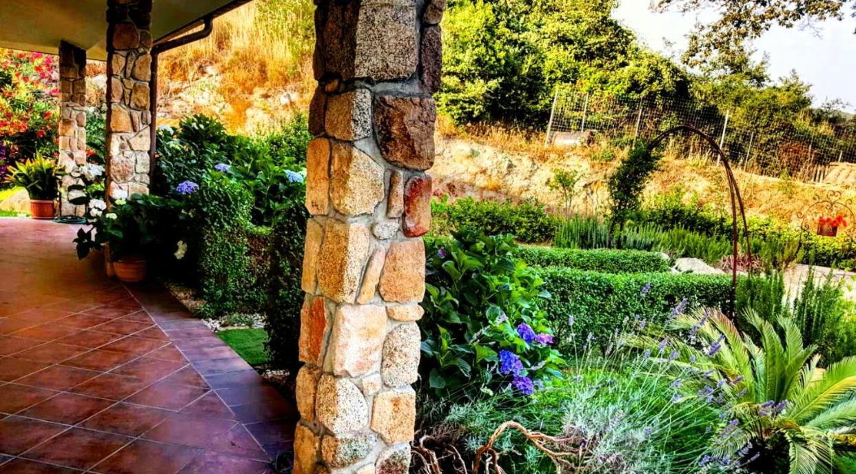 Casa Vacanza Centro Sardegna Sorgono Exteriör bild